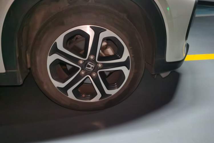 Used Honda XR-V 2017 1.8L EXi CVT Comfort Version Right Front Wheel Hub