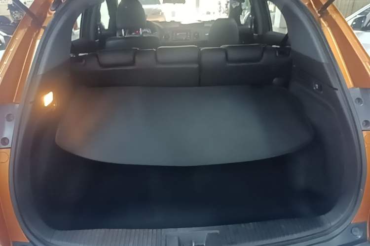 Used Honda XR-V 2017 1.8L EXi CVT Comfort Version Trunk