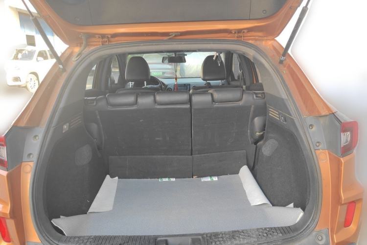 Used Honda XR-V 2017 1.5L LXi CVT Classic Edition Trunk