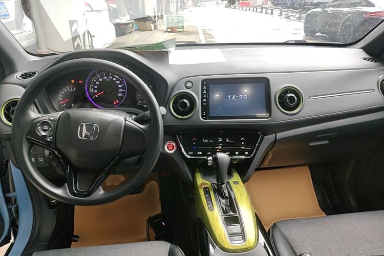 Used Honda XR-V 2019 220TURBO CVT Luxury Edition China VI Emission Standard Center Console