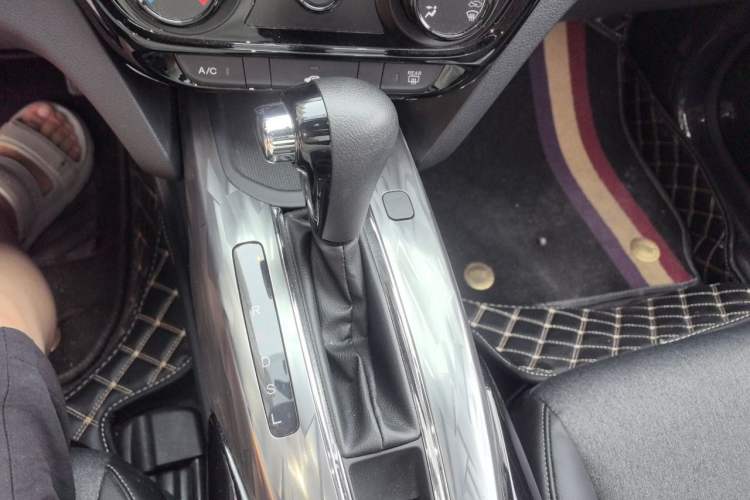 Used Honda XR-V 2019 1.5L CVT Comfort Version China VI Gear Lever