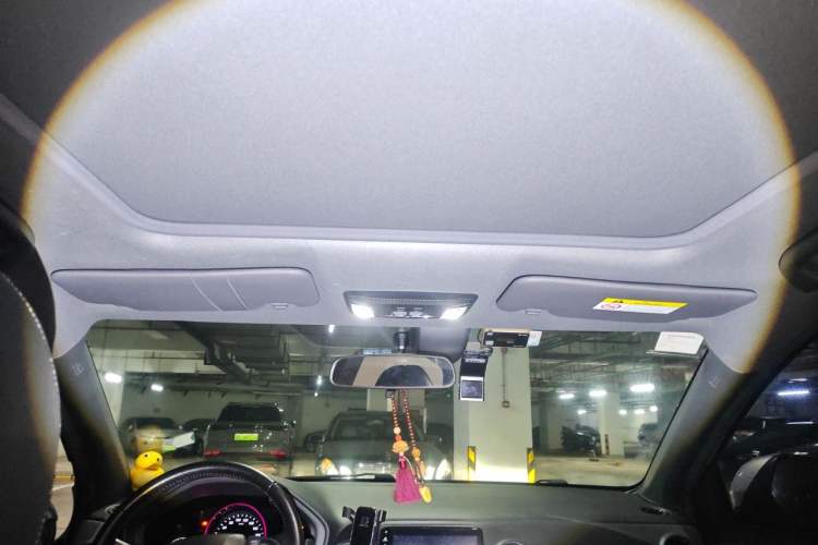 Used Honda XR-V 2019 220TURBO CVT Flagship Edition China VI Headliner