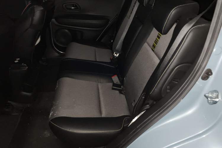 Used Honda XR-V 2019 220TURBO CVT Luxury Edition China VI Emission Standard Left Rear Seat