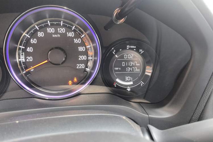 Used Honda XR-V 2019 1.5L CVT Comfort Version China VI Odometer Close Up