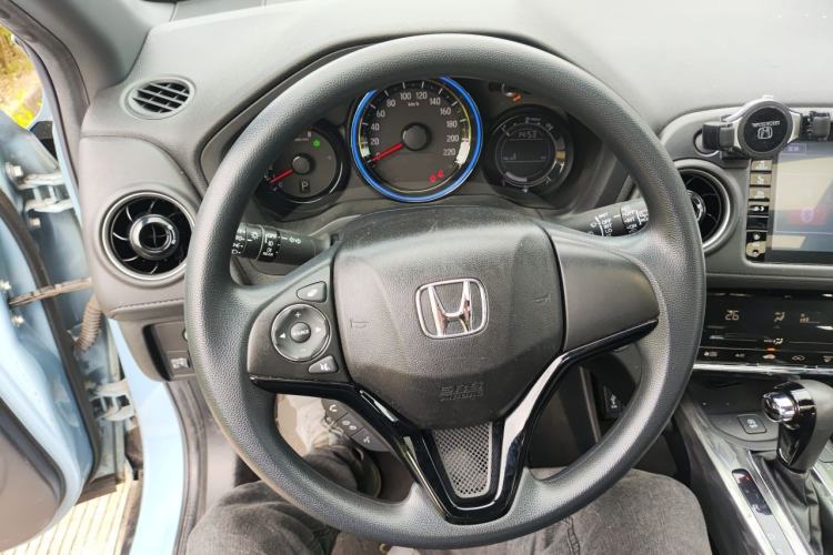 Used Honda XR-V 2019 220TURBO CVT Luxury Edition China VI Emission Standard Steering Wheel