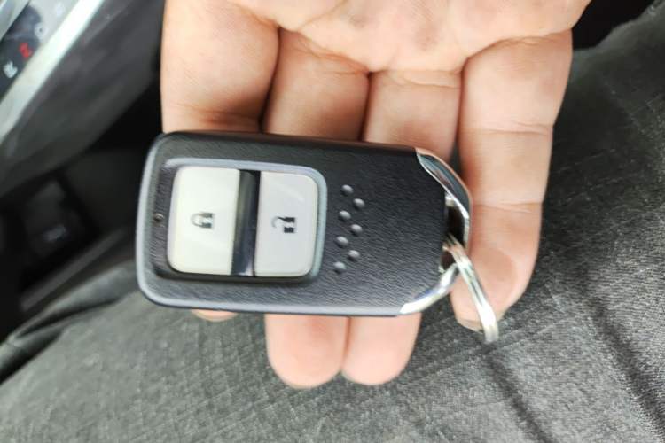 Used Honda XR-V 2019 220TURBO CVT Luxury Edition China VI Emission Standard Vehicle Key