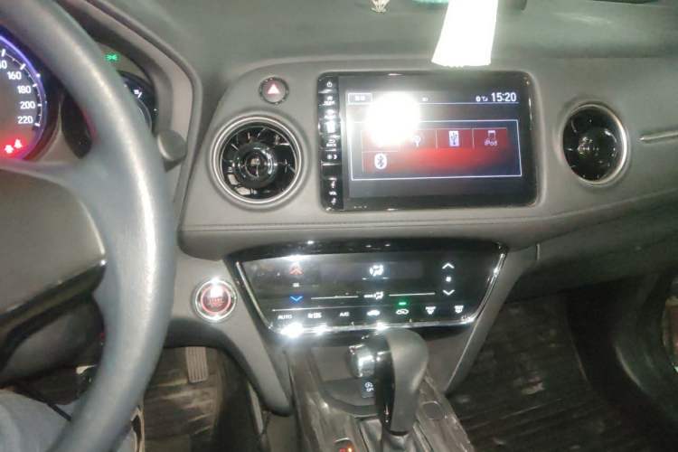 Used Honda XR-V 2019 220TURBO CVT Luxury Edition China VI Emission Standard Audio And AC Panel