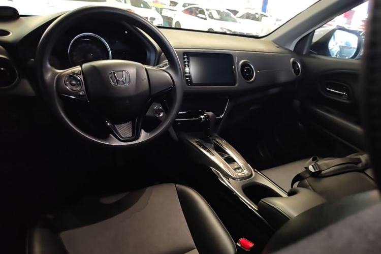 Used Honda XR-V 2019 220TURBO CVT Luxury Edition China VI Emission Standard Center Console