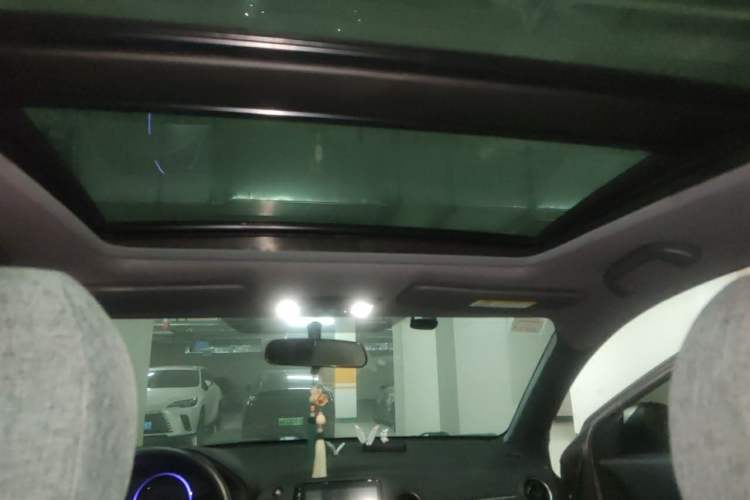 Used Honda XR-V 2019 220TURBO CVT Luxury Edition China VI Emission Standard Headliner