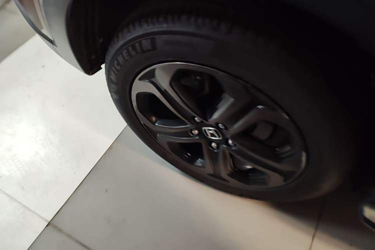 Used Honda XR-V 2019 220TURBO CVT Luxury Edition China VI Emission Standard Right Rear Wheel Hub