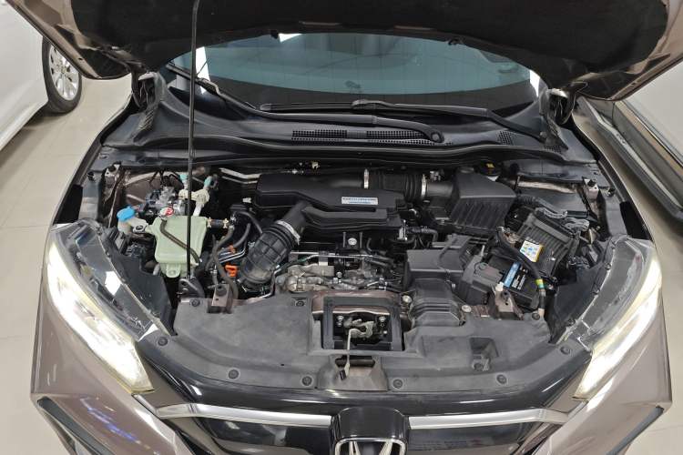 Used Honda XR-V 2019 220TURBO CVT Luxury Edition China VI Emission Standard Engine Bay