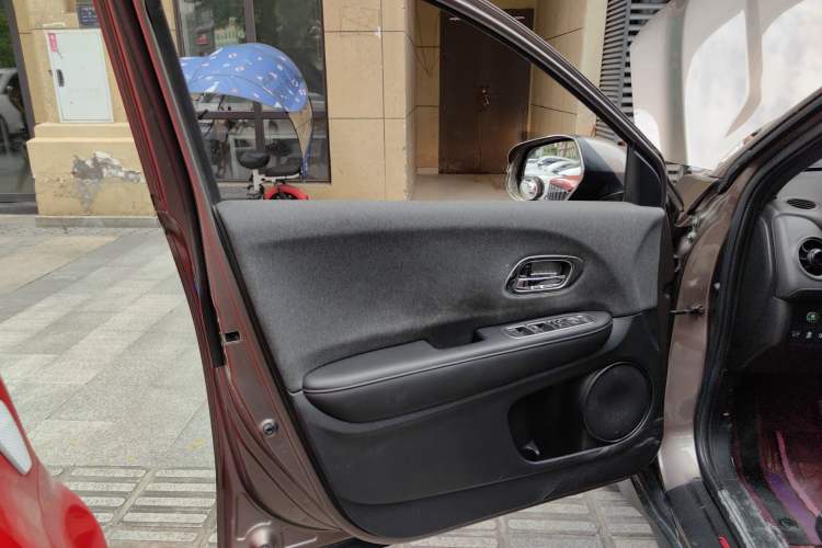 Used Honda XR-V 2019 1.5L CVT Comfort Version China VI Interior 7