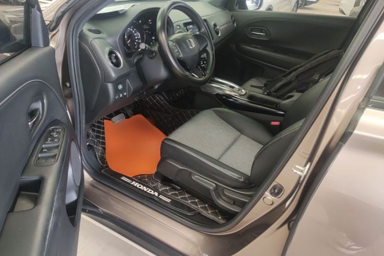 Used Honda XR-V 2019 220TURBO CVT Luxury Edition China VI Emission Standard Driver Seat