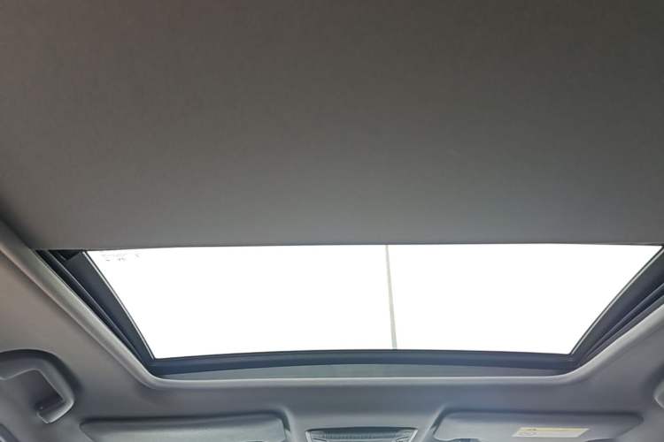 Used Honda XR-V 2019 220TURBO CVT Luxury Edition China VI Emission Standard Headliner