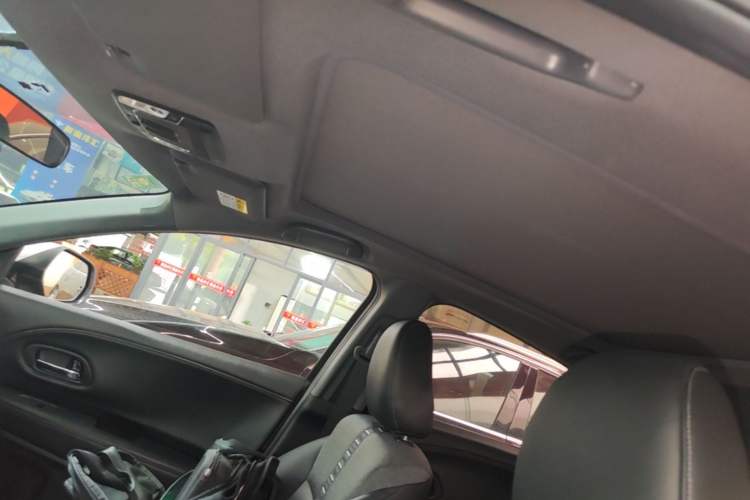 Used Honda XR-V 2019 220TURBO CVT Luxury Edition China VI Emission Standard Headliner