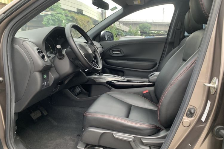 Used Honda XR-V 2019 220TURBO CVT Luxury Edition China VI Emission Standard Interior 2