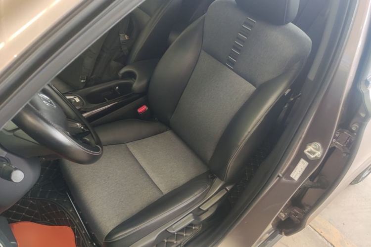 Used Honda XR-V 2019 220TURBO CVT Luxury Edition China VI Emission Standard Left Front Seat