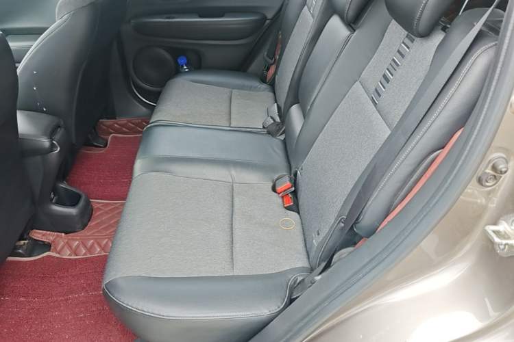 Used Honda XR-V 2019 220TURBO CVT Luxury Edition China VI Emission Standard Left Rear Seat