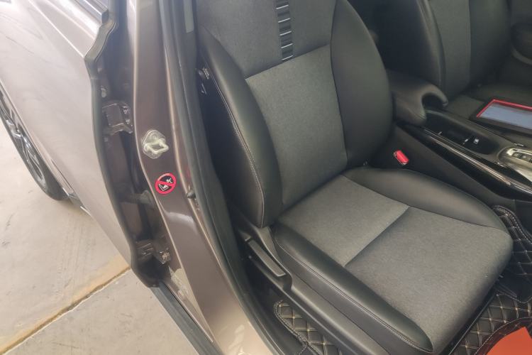 Used Honda XR-V 2019 220TURBO CVT Luxury Edition China VI Emission Standard Right Front Seat