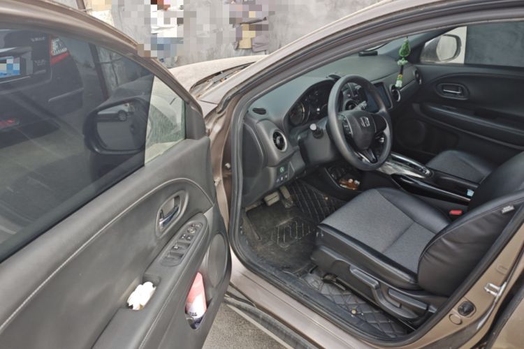 Used Honda XR-V 2019 220TURBO CVT Luxury Edition China VI Emission Standard Driver Seat