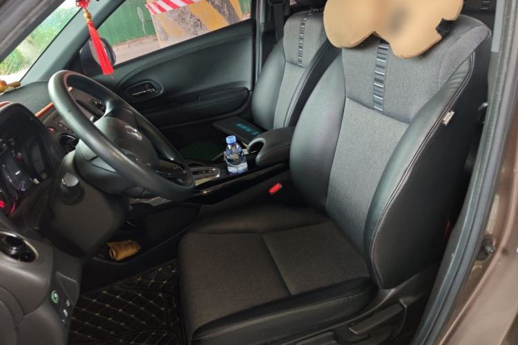 Used Honda XR-V 2019 220TURBO CVT Luxury Edition China VI Emission Standard Left Front Seat