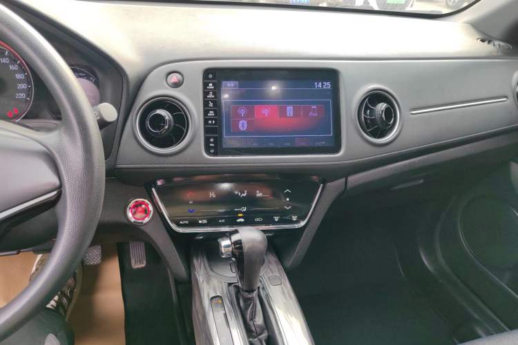 Used Honda XR-V 2019 220TURBO CVT Luxury Edition China VI Emission Standard Audio And AC Panel