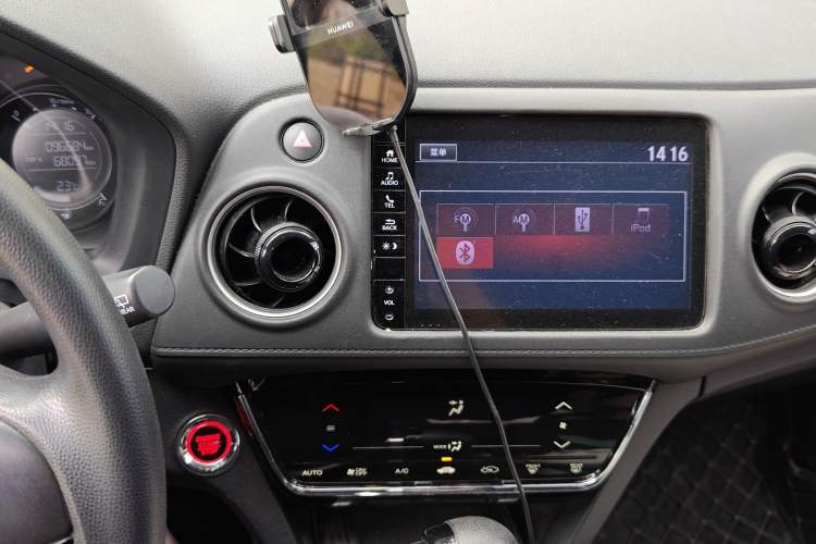 Used Honda XR-V 2019 220TURBO CVT Luxury Edition China VI Emission Standard Audio And AC Panel