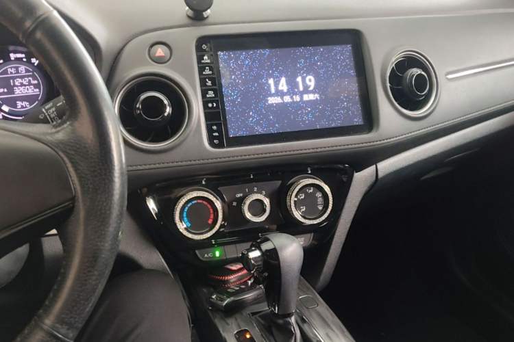 Used Honda XR-V 2019 1.5L CVT Comfort Version China V Emission Standard Audio And AC Panel