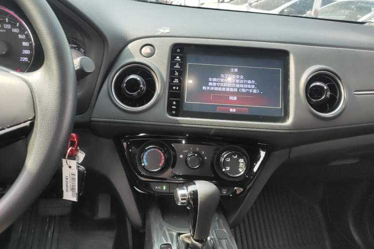 Used Honda XR-V 2019 1.5L CVT Comfort Version China VI Audio And AC Panel
