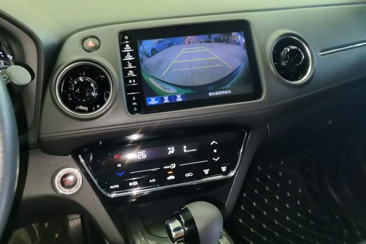 Used Honda XR-V 2019 220TURBO CVT Luxury Edition China VI Emission Standard Audio And AC Panel