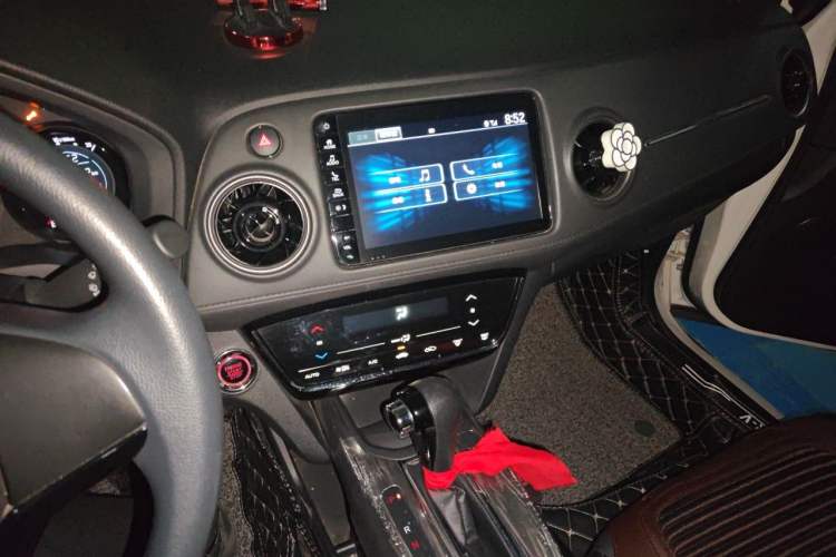 Used Honda XR-V 2019 220TURBO CVT Luxury Edition China VI Emission Standard Audio And AC Panel