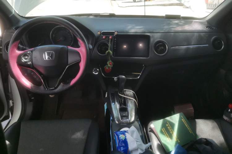Used Honda XR-V 2019 220TURBO CVT Luxury Edition China V Emission Standard Center Console