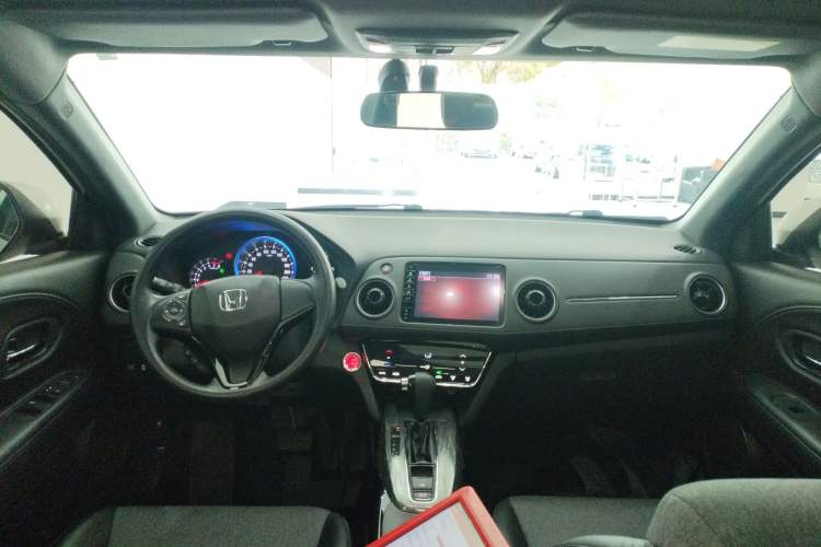 Used Honda XR-V 2019 220TURBO CVT Luxury Edition China V Emission Standard Center Console