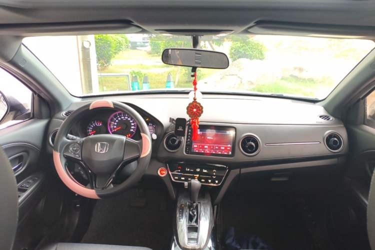 Used Honda XR-V 2019 220TURBO CVT Luxury Edition China VI Emission Standard Center Console