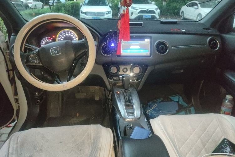 Used Honda XR-V 2019 1.5L CVT Classic Edition China VI Center Console