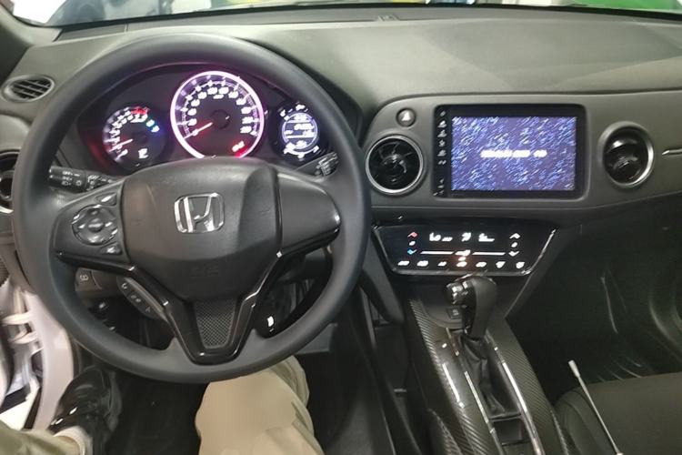 Used Honda XR-V 2019 220TURBO CVT Comfort Version China VI Emission Standard Center Console