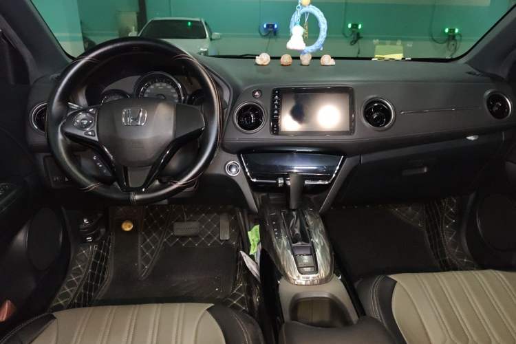 Used Honda XR-V 2019 220TURBO CVT Luxury Edition China VI Emission Standard Center Console