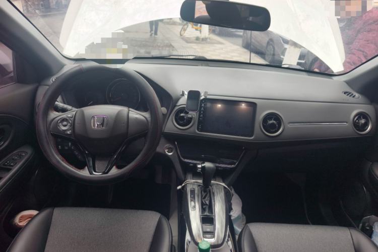 Used Honda XR-V 2019 220TURBO CVT Luxury Edition China VI Emission Standard Center Console