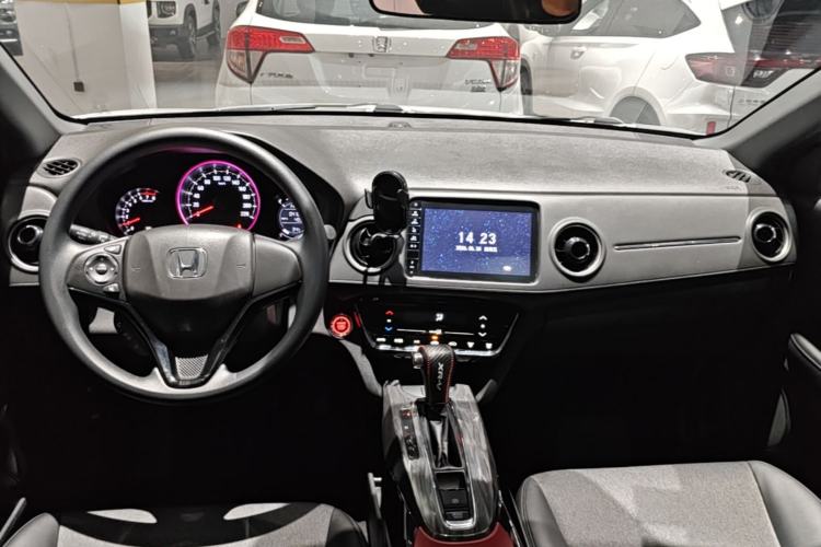 Used Honda XR-V 2019 220TURBO CVT Luxury Edition China VI Emission Standard Center Console