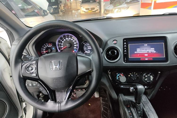 Used Honda XR-V 2019 1.5L CVT Classic Edition China VI Center Console