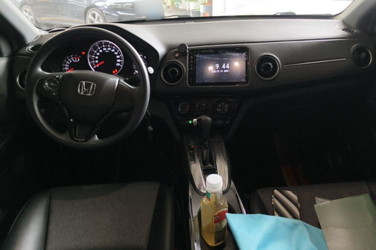 Used Honda XR-V 2019 1.5L CVT Comfort Version China VI Center Console