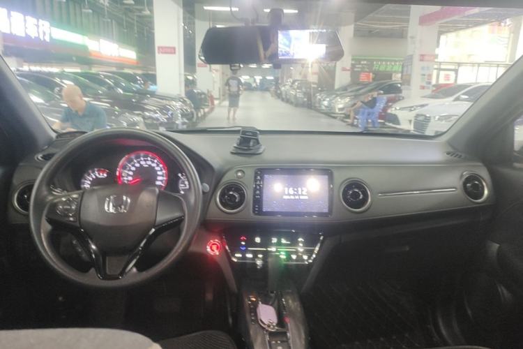 Used Honda XR-V 2019 220TURBO CVT Luxury Edition China VI Emission Standard Center Console