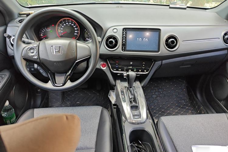 Used Honda XR-V 2019 220TURBO CVT Luxury Edition China V Emission Standard Center Console