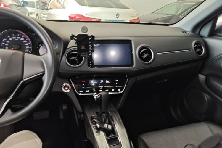 Used Honda XR-V 2019 220TURBO CVT Luxury Edition China VI Emission Standard Center Console