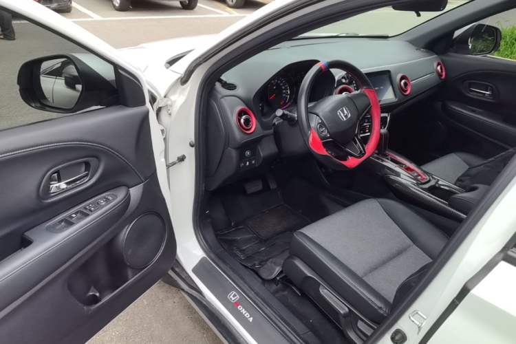 Used Honda XR-V 2019 220TURBO CVT Luxury Edition China VI Emission Standard Driver Seat