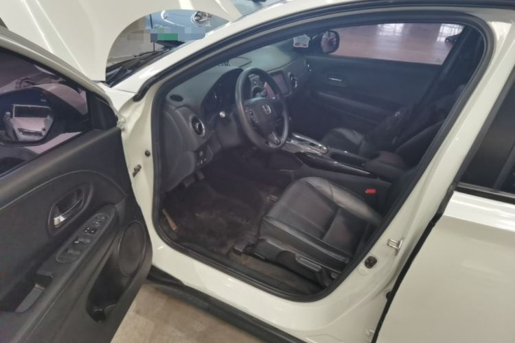 Used Honda XR-V 2019 1.5L CVT Luxury Edition China VI Driver Seat