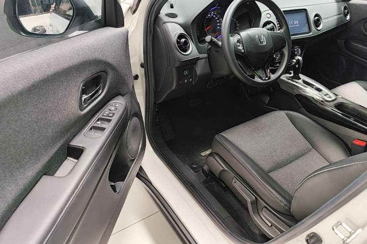Used Honda XR-V 2019 1.5L CVT Comfort Version China VI Driver Seat