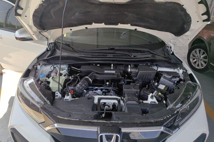 Used Honda XR-V 2019 220TURBO CVT Luxury Edition China VI Emission Standard Engine Bay