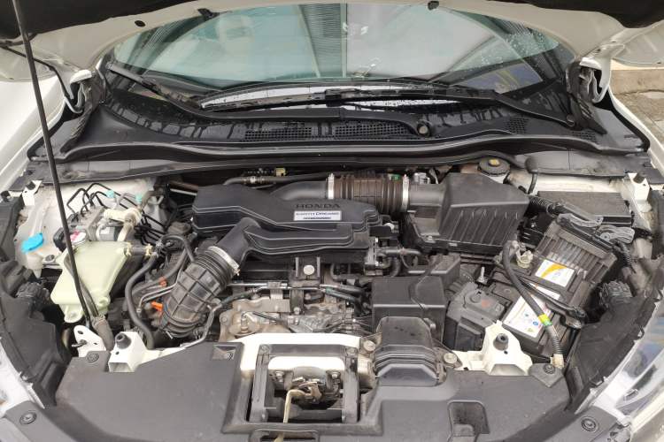 Used Honda XR-V 2019 220TURBO CVT Luxury Edition China VI Emission Standard Engine Bay