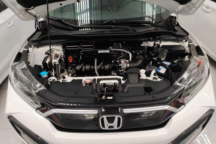 Used Honda XR-V 2019 1.5L CVT Comfort Version China V Emission Standard Engine Bay
